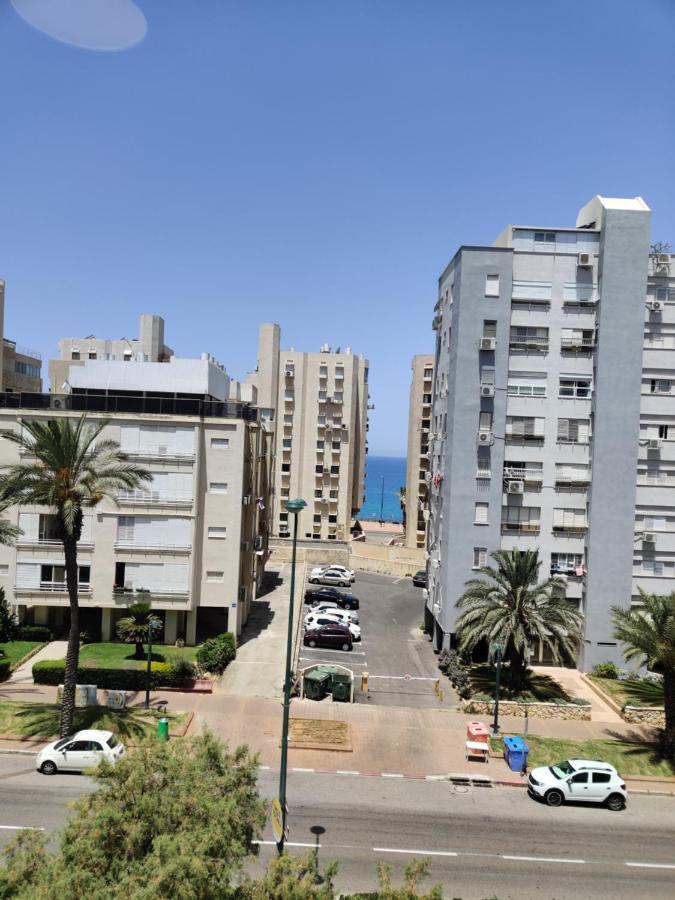 Migdal Luxury Suites Netanya J29 Екстер'єр фото