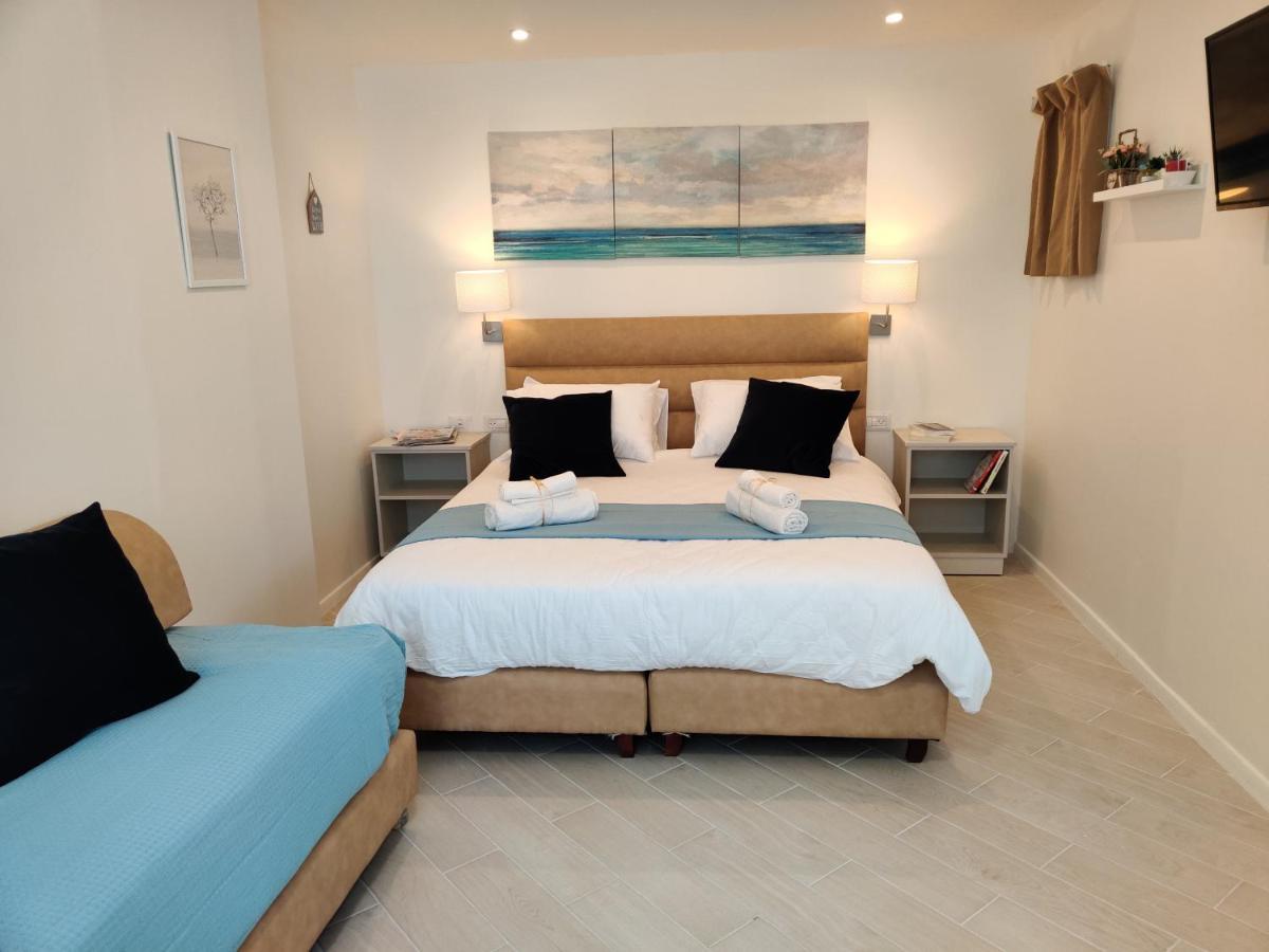 Migdal Luxury Suites Netanya J29 Екстер'єр фото