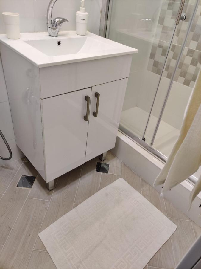 Migdal Luxury Suites Netanya J29 Екстер'єр фото