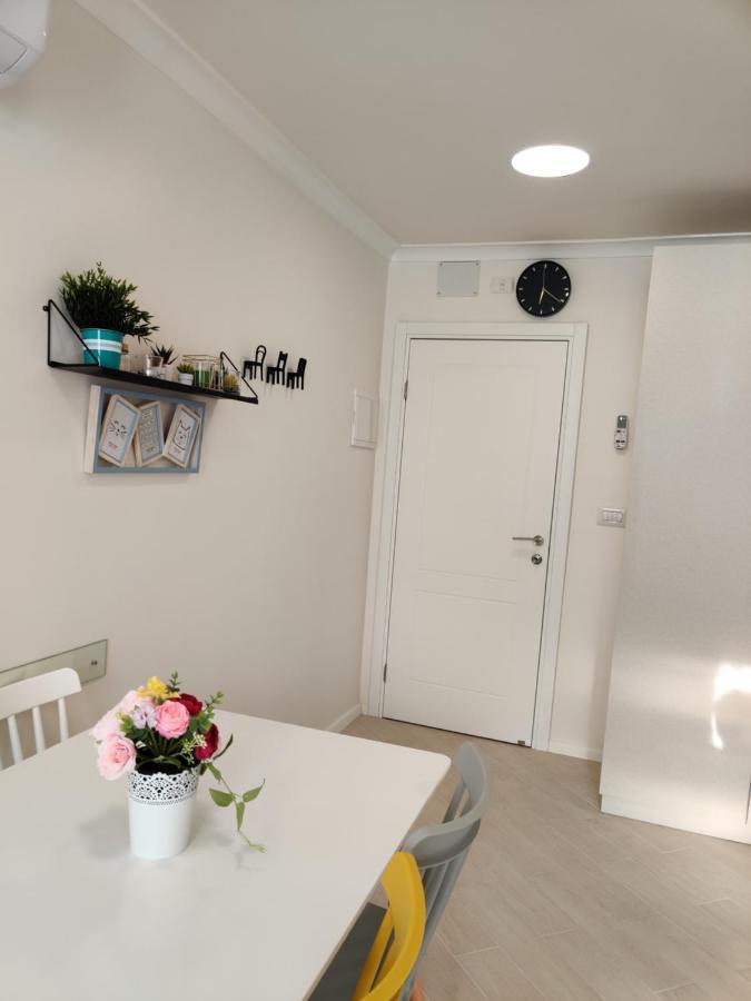 Migdal Luxury Suites Netanya J29 Екстер'єр фото