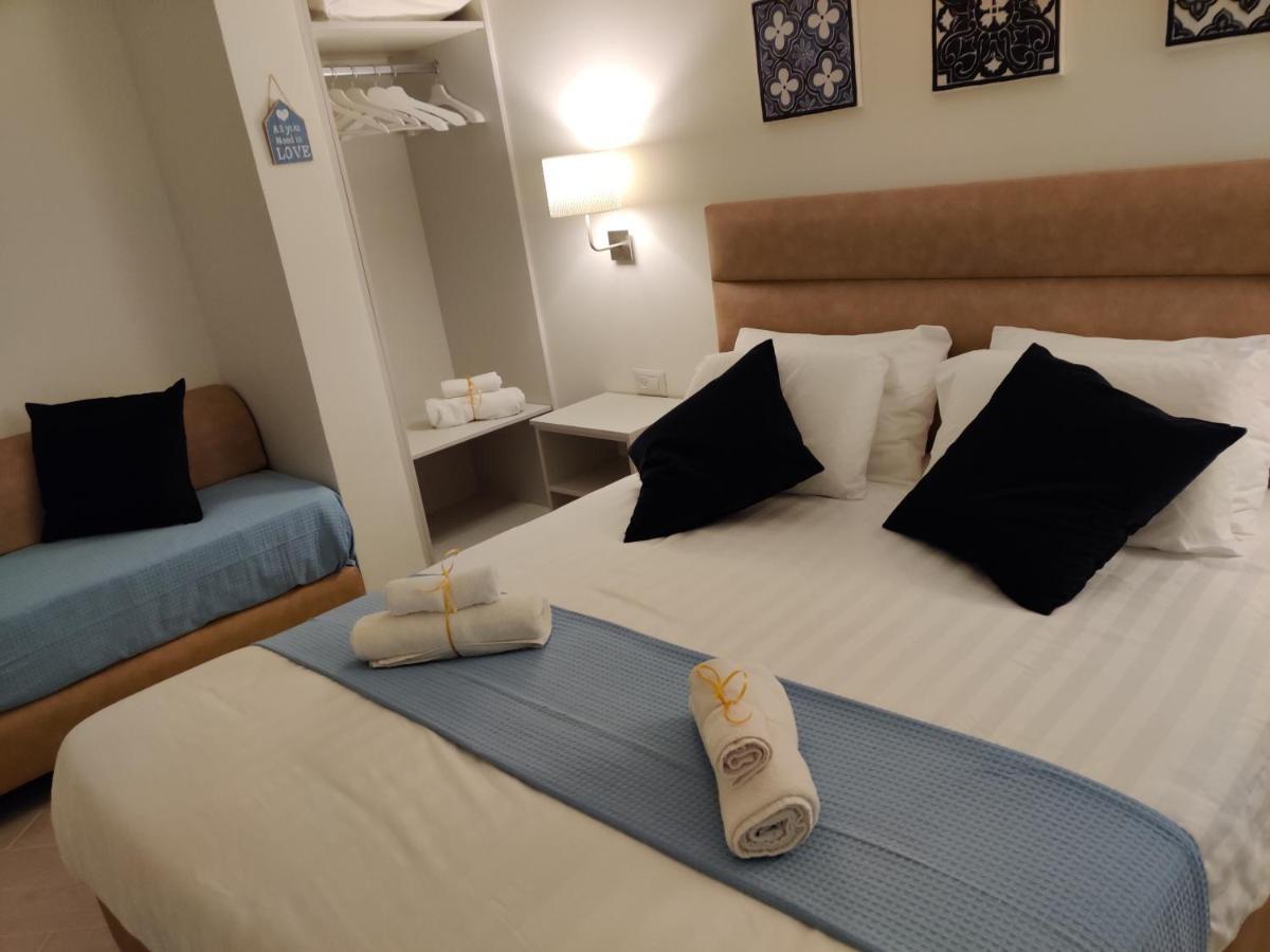 Migdal Luxury Suites Netanya J29 Екстер'єр фото