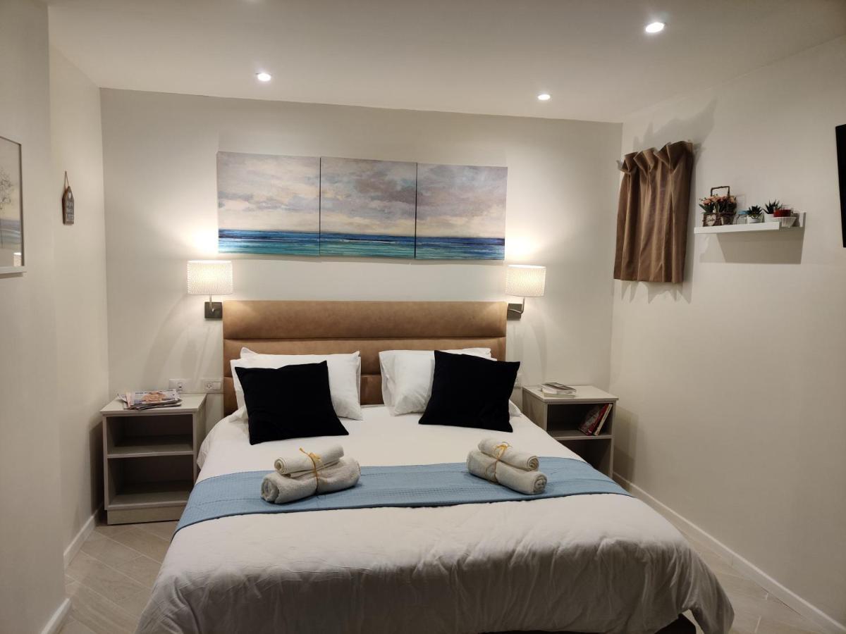 Migdal Luxury Suites Netanya J29 Екстер'єр фото