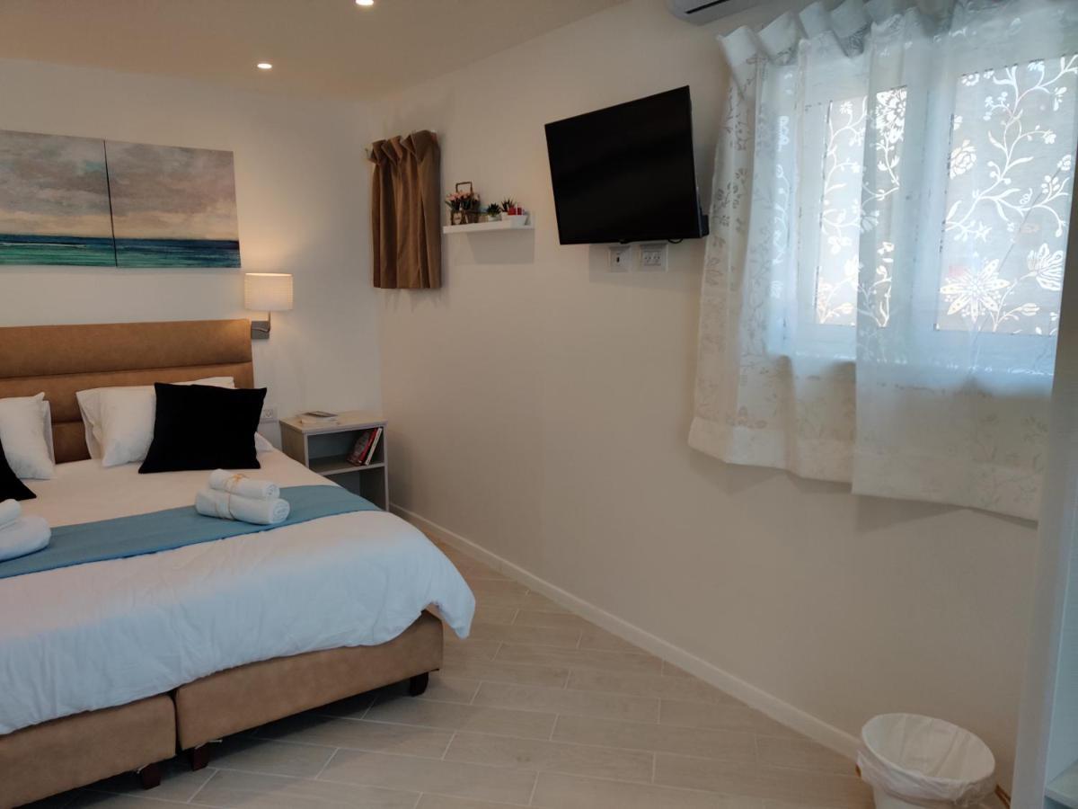 Migdal Luxury Suites Netanya J29 Екстер'єр фото